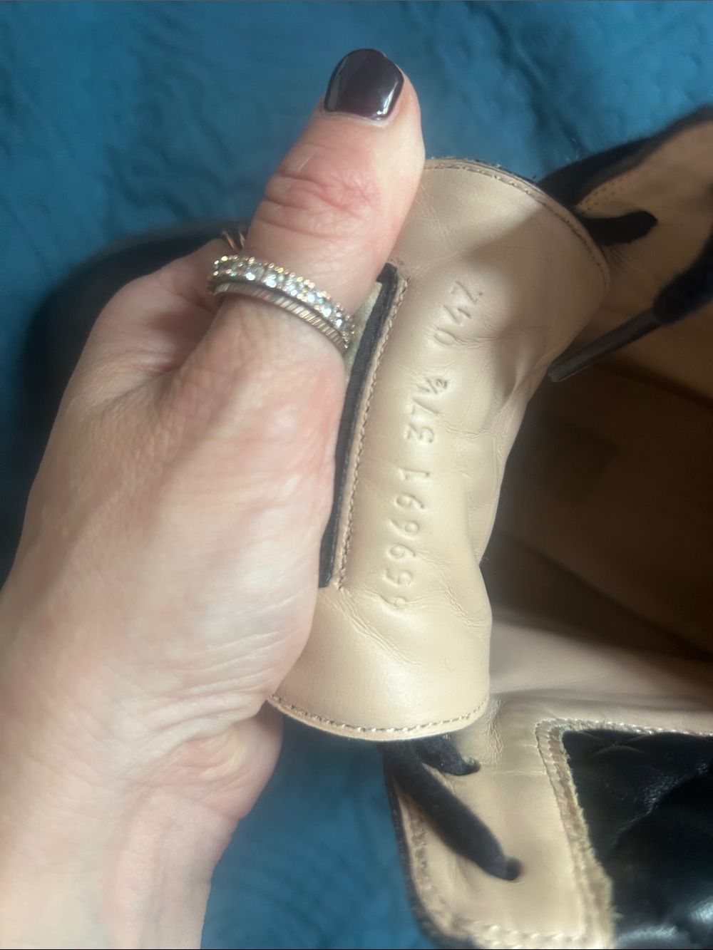 GUCCI GG Supreme Leather Combat Platform Boots - Picture 7 of 8